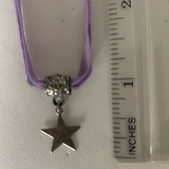 Necklace Star purple velvet choker - Picture 4 of 6